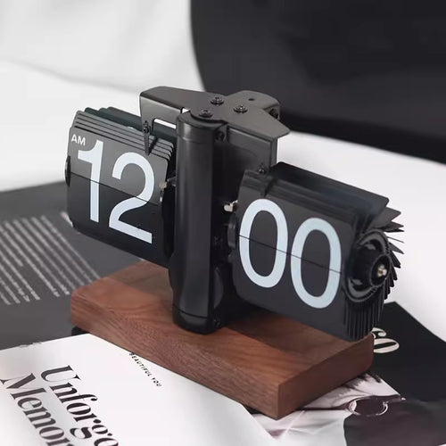 European-style Automatic Flip Clock with Quartz Movement